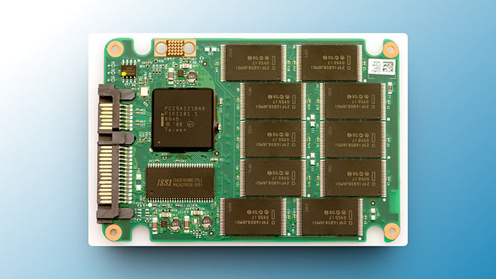 2008年-第一款标志着SSD消费市场正式拉开的产品Intel X25-M 2008年-第一款标志着SSD消费市场正式拉开的产品Intel X25-M